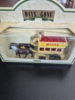 Pears Victoria Horse-Drawn Wagon Toy - Cream & Red
